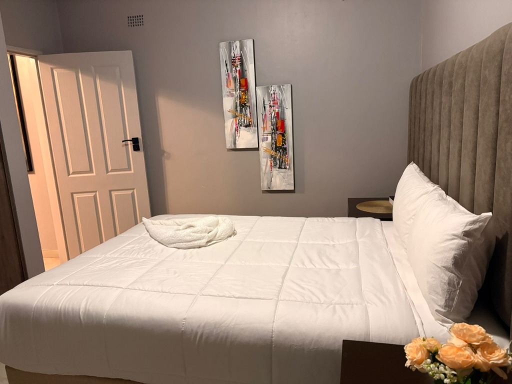 GardenView Guest Houses Bulawayo Deluxe Suite